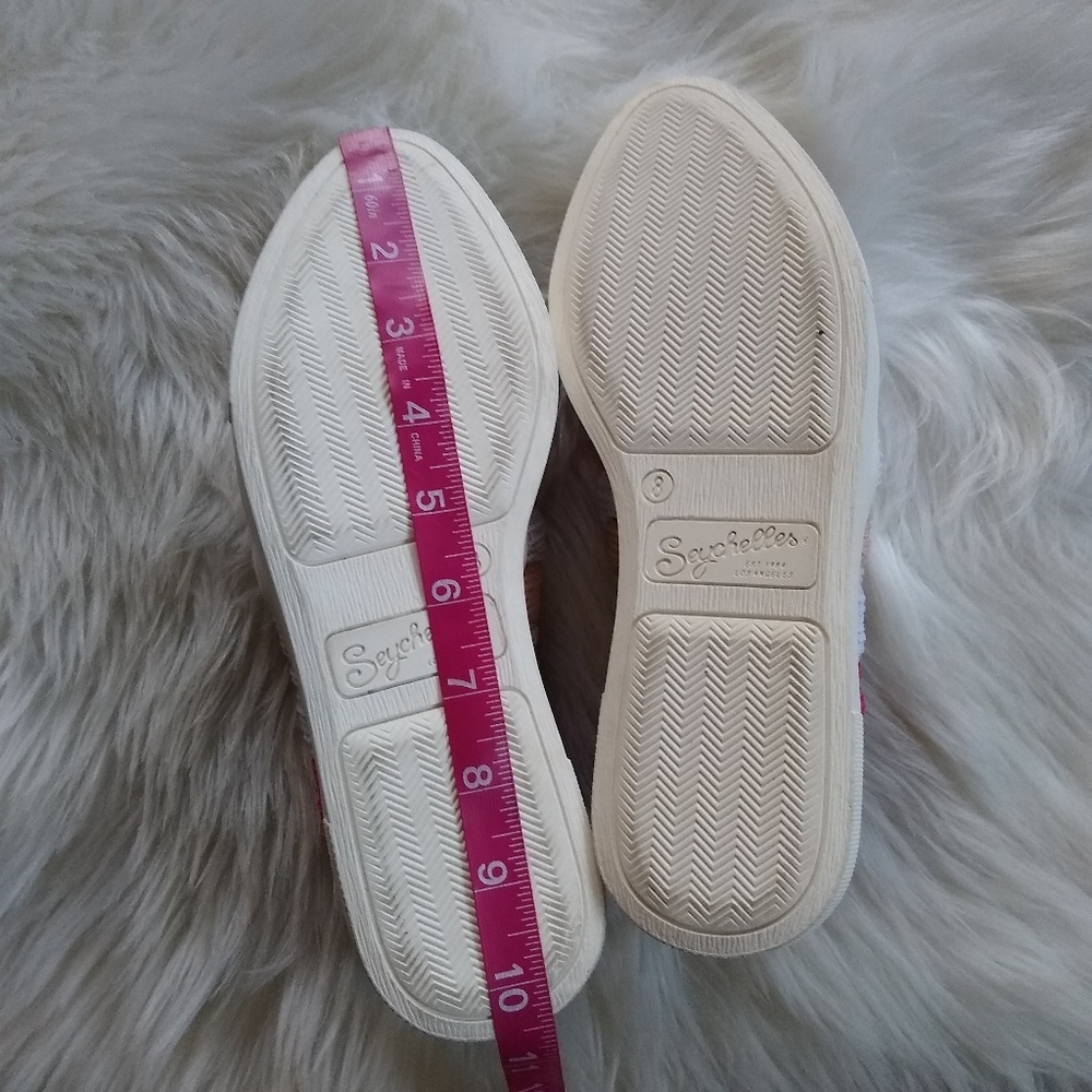 NWOT /Seychelles/ multi crochet striped sneakers - Picture 4 of 8